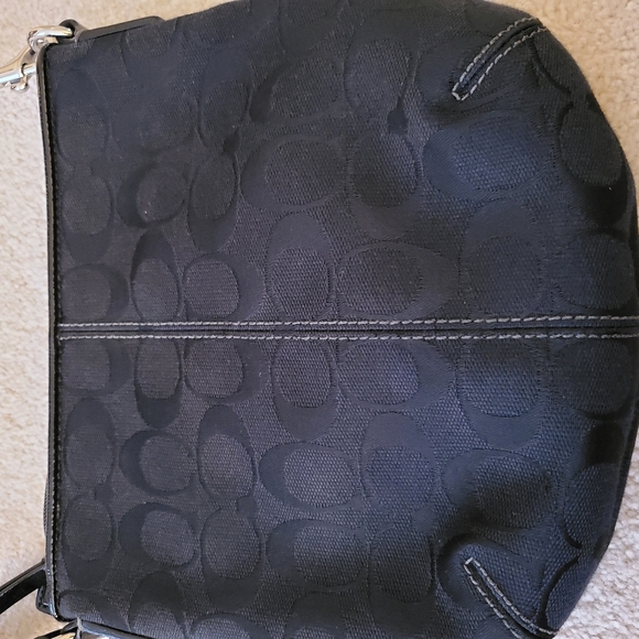 Coach Logo Black Crossbody with Silver tone Hardware. Excellent Condition - Picture 5 of 7
